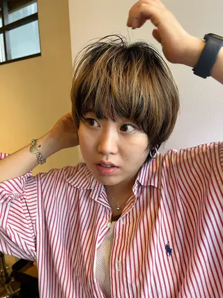 ショート カラー china/ボブ/ ブリーチカラーのヘアスタイル