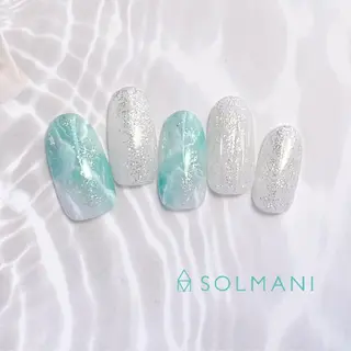 ネイル SOLMANI 予約担当のネイルデザイン