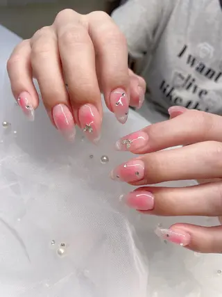 ネイル 西田 星奈のネイルデザイン