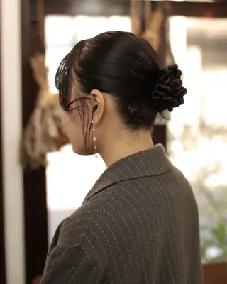 セミロング カラー ヘアアレンジ 木村陸弥 透明感/ 赤み消し/オリーブのヘアスタイル