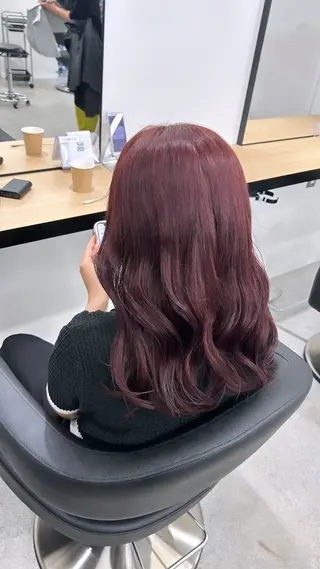 ロング メンズ 艶感ミルクティー🤍 色落ち綺麗🤍ともやのヘアスタイル