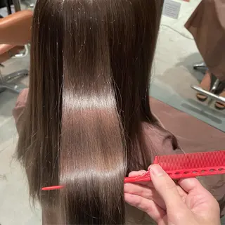 縮毛矯正・暗髪 ・ショート 橋本🐶のヘアスタイル