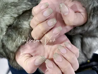 ネイル Nailsalon Vi+ももか🩷のネイルデザイン