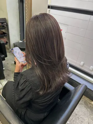 セミロング SITY.天神大名【シティ】所属・🦋mamiya🦋 カットモデル募集のヘアスタイル