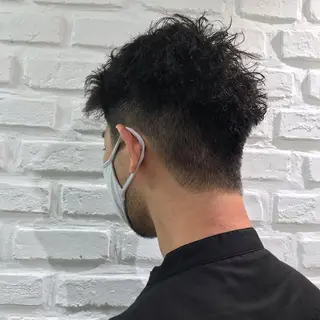 ショート パーマ メンズ 【暖色カラー特化】 中山由梨のヘアスタイル