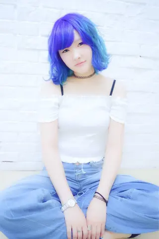 ミディアム カラー パーマ u hair所属・こばやし ももこのヘアスタイル