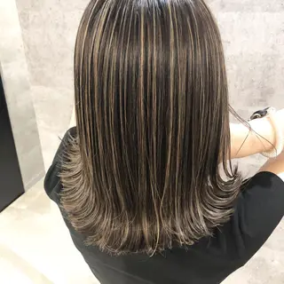 ミディアム カラー MiL所属・✨ハイトーン✨ 濱田知孝のヘアスタイル