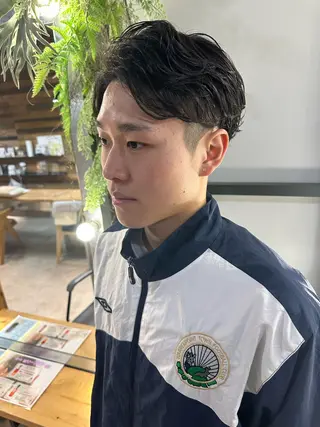 ショート パーマ メンズ 溜 一太のヘアスタイル