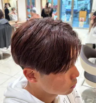 カラー メンズ 山本 侑平のヘアスタイル