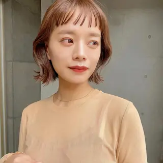 ショート カラー 三浦 望のヘアスタイル