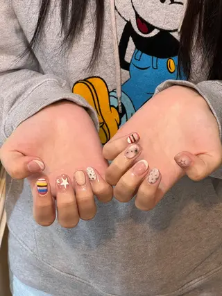 ネイル Dark Honey Kikiのネイルデザイン