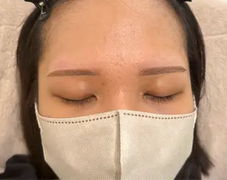 アイブロウ EmiyBeautyLush所属・Emiy BeautyLushの眉毛・アイブロウイメージ