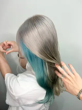 ロング カラー Lohas Asatoのヘアスタイル