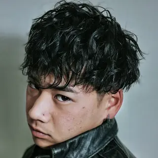 ショート パーマ メンズ SALOWIN名古屋Suite店所属・名古屋のメンズ特化 美容師/わたるのヘアスタイル