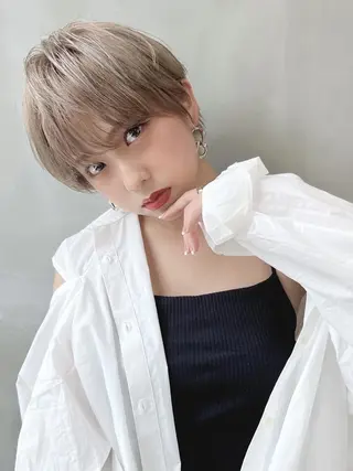 ショート カラー SOURCE 天王寺のヘアスタイル