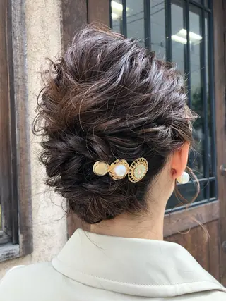 セミロング ヘアアレンジ 國次 夕貴のヘアスタイル