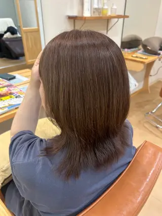 カラー ワンワールドパルク hanaのヘアスタイル