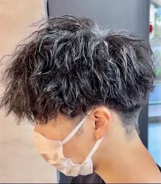 パーマ メンズ 🐰ﾈﾓﾄ ﾋﾅﾉ｜ 淵野辺カラー🤍🫧のヘアスタイル