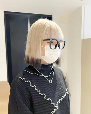 ミディアム デザイン🥇複雑履歴 ハイトーン特化のヘアスタイル