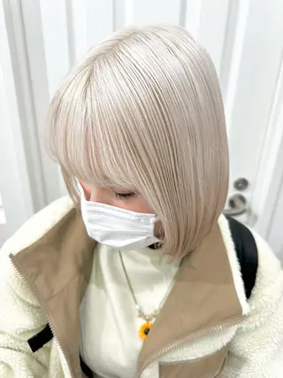 ショート カラー kai .のヘアスタイル