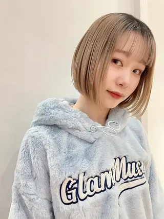 ショート カラー yurika☁️ 似合わせ｜レイヤーのヘアスタイル