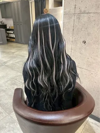 ロング ブリーチ、髪質改善 Noe心斎橋店のヘアスタイル