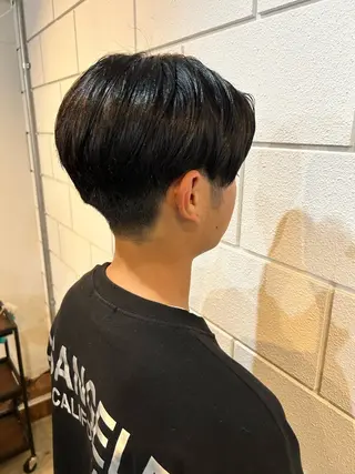 ショート メンズ 相澤 拳のヘアスタイル