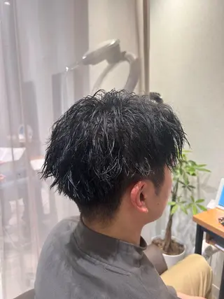 ショート パーマ メンズ 保坂 駿太郎のヘアスタイル