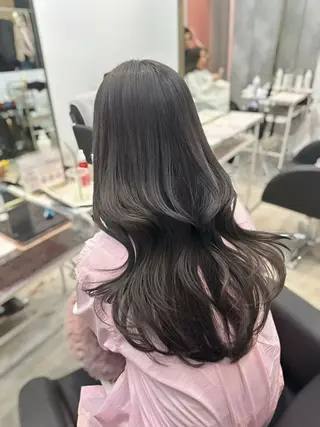 ロング カラー 顔周り似合わせ・巻け るレイヤー水谷航大のヘアスタイル