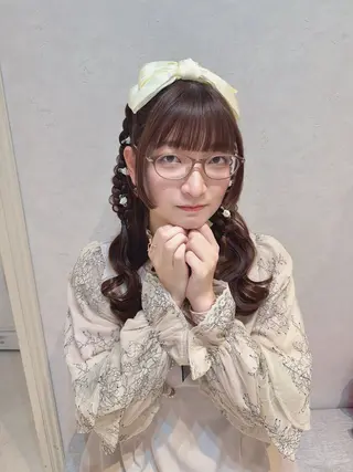 セミロング ヘアアレンジ ハイトーン/アレンジ かなで⊹ ࣪ ˖⟡のヘアスタイル