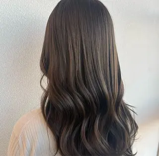 ロング 特化✨デザインカラー 白髪染め✨住田緋菜のヘアスタイル