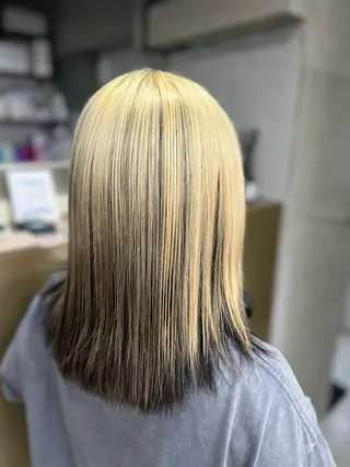 セミロング カラー 原田 朱里のヘアスタイル