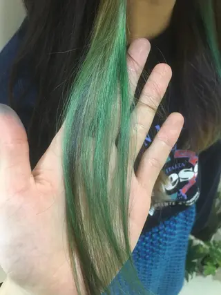 カラー 永井 大希のヘアスタイル