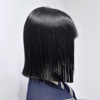 ミディアム みお🥣ボブ｜透明感 ｜髪質改善ストレートのヘアスタイル
