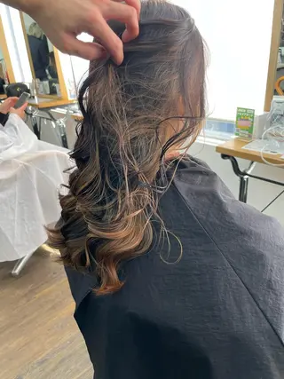 セミロング カラー ヒカ/外国人風 デザインカラーのヘアスタイル