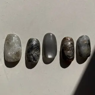 ネイル quro.n立川店所属・quro.n ☕️mariのネイルデザイン