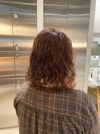 ミディアム パーマ 樋口 花穂のヘアスタイル