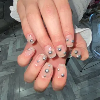 ネイル カンナ【Y2Kネイル /コーンロウ】のネイルデザイン