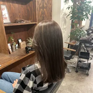 カラー theBRIDGE/ 神谷ゆうなのヘアスタイル