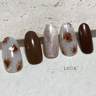 ネイル ネイルアトリエルカ スタッフのネイルデザイン