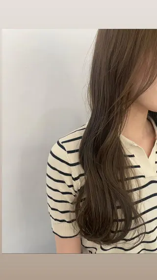 カラー shy  by branch所属・伊豆 由奈のヘアスタイル