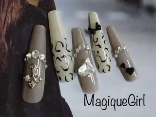 ネイル TAKAHSHI MOMOのネイルデザイン