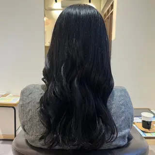 カラー 荒井 茉凜のヘアスタイル