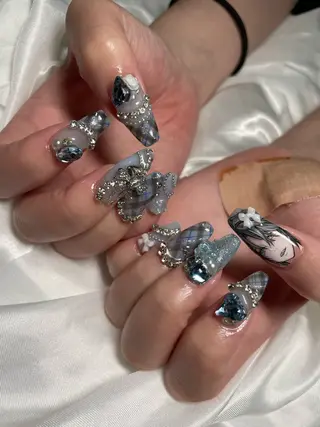 ネイル おで@ oderi_nailのネイルデザイン