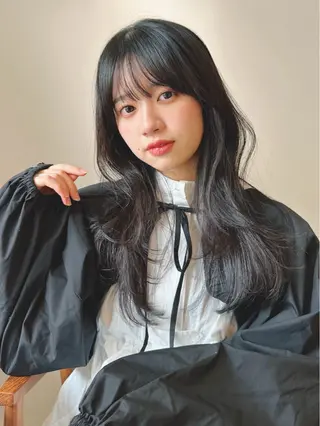 ロング カラー パーマ 🫧小顔×似合わせ× 透明感カラー🫧のヘアスタイル