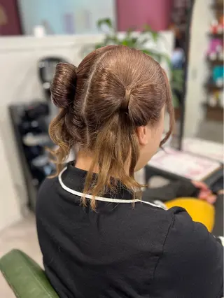 ロング ヘアアレンジ 韓国風レイヤー ∕ 大隣 里桜のヘアスタイル