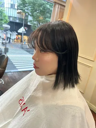 ミディアム 'AXISガスビル Rinのヘアスタイル
