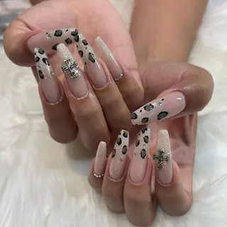 ネイル T-Rich所属・高野 沙玖良のネイルデザイン