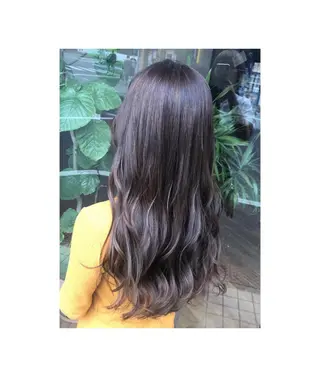 ロング カラー あらい なつみのヘアスタイル