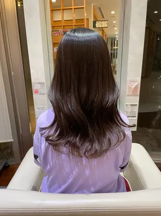 ロング 本多 美羽のヘアスタイル